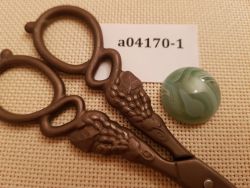 а04170-1 Магнит для игл (Кабошон из агата тонированного зеленый, 20*20*8мм)