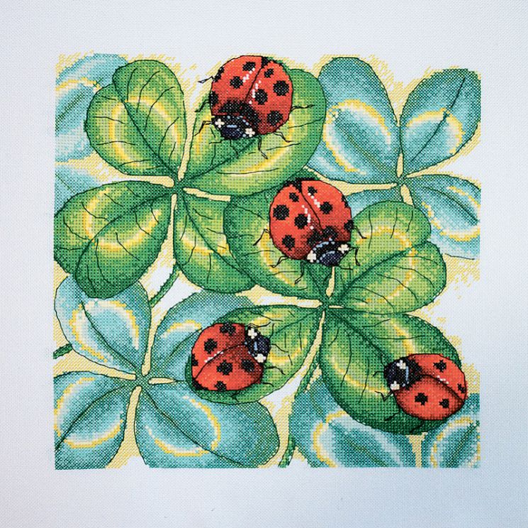 03.015.07 Набор для вышивания Марья Искусница "Клевер и божьи коровки"