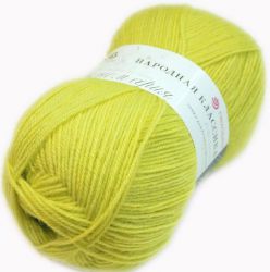 Пряжа ПЕХОРКА Народная классика // 106 // 1156 // Светлая липа