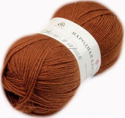 Пряжа ПЕХОРКА Народная классика // 106 // 31 // Терракот