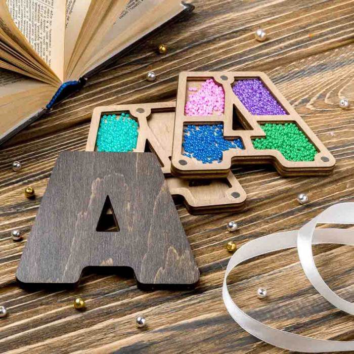 Органайзер для бисера "Алфавит" ВОЛШЕБНАЯ СТРАНА,  FLZB-121(А), 10х9см