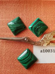 а10031 Магнит для игл (Кабошон, малахит (искусственный) квадрат) 20*20*5мм.