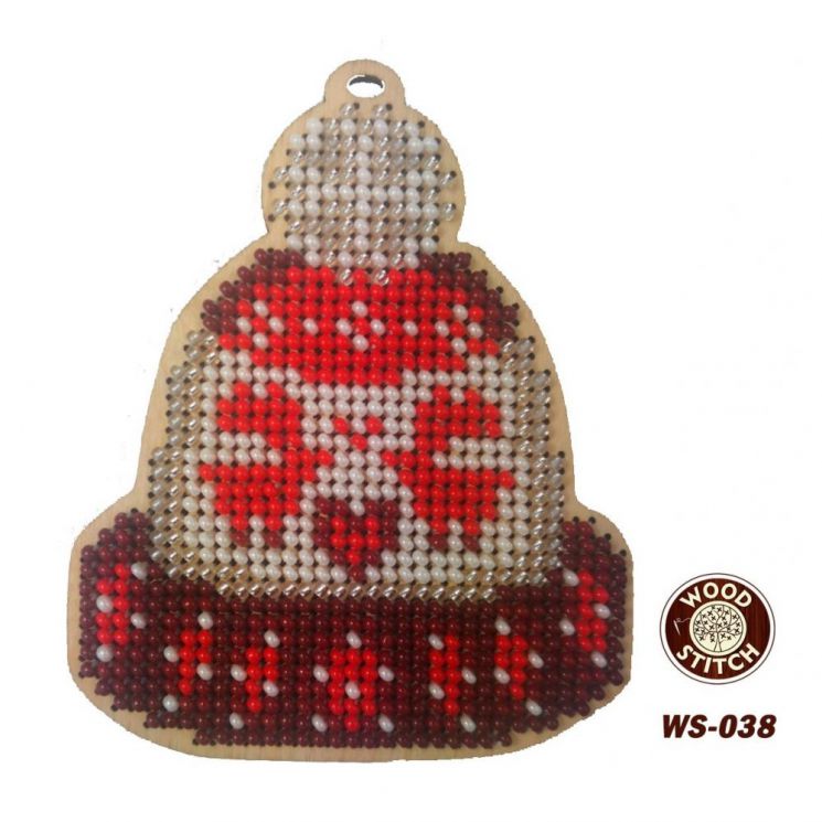 WS-038 Набор для вышивания бисером WoodStitch "Елочная Игрушка. Шапка", 7х8
