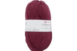 Пряжа ПЕХОРКА Народная // 081 // 272 // Вишня