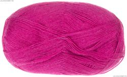 Пряжа ПЕХОРКА Кроссбред Бразилии // 020 // 439 // Малиновый