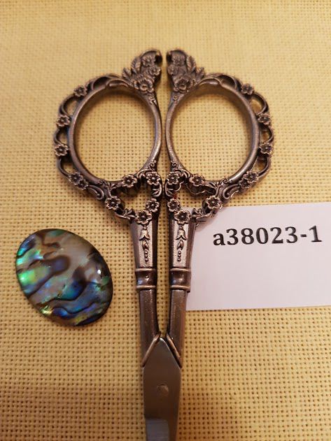 Магнит для игл (Кабошон из перламутра гелиотиса,18*25*3мм) а38023-1